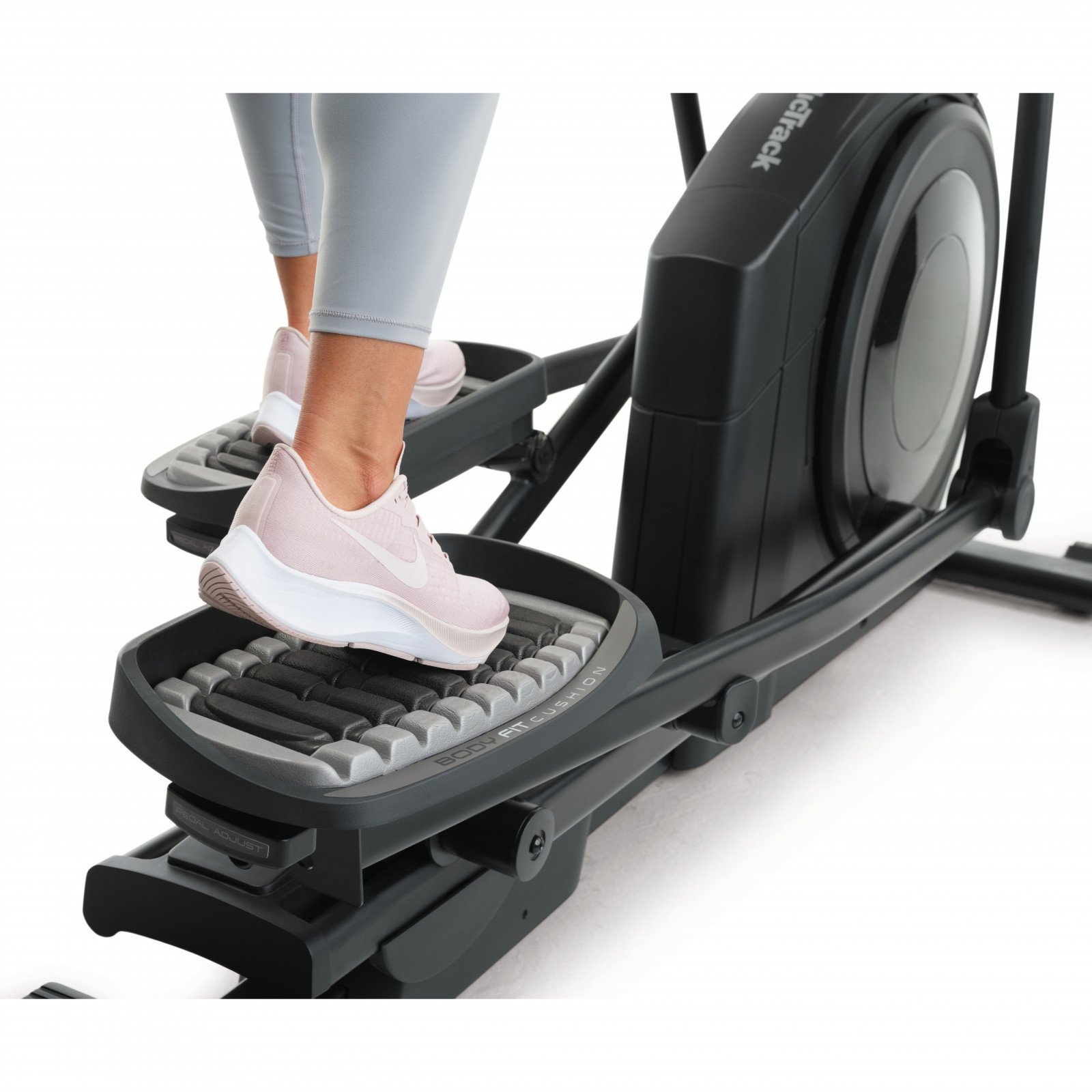 NordicTrack AirGlide 14i Elliptical Crosstrainer