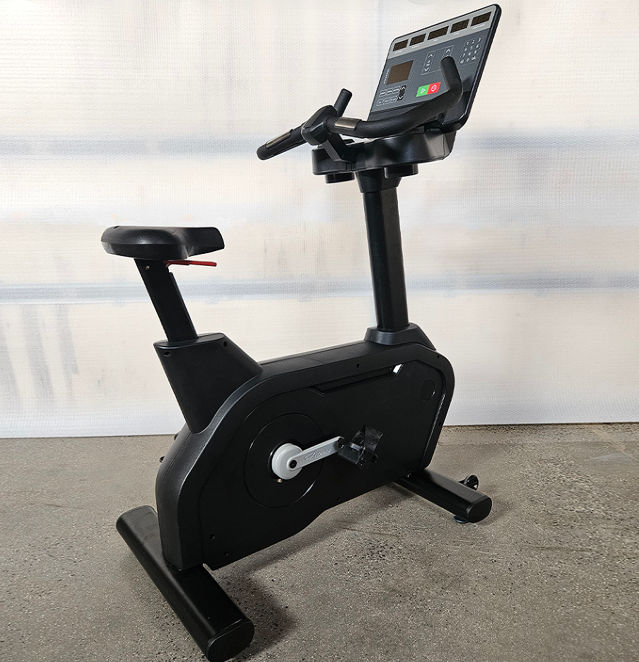 Body Strong Commercial Upright Bike BS1122