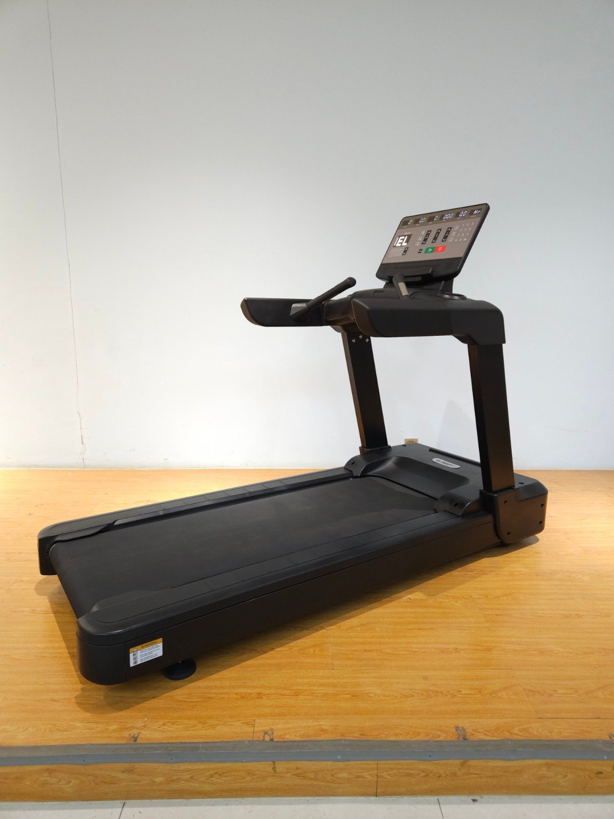 Body Strong Commercial Treadmill 4-7HP AC Motor L30